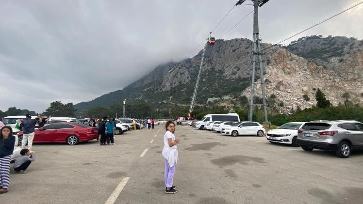Antalya'da teleferik kabini düştü! Ölü ve yaralılar var 8