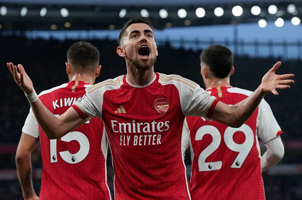 Tüm dünyanın gözü bu yıldızlarda! İşte Avrupa'da sözleşmesi sezon sonunda bitecek birbirinden efsane isimler: Galatasaray ve Fenerbahçe'nin de gözüne kestirdiği oyuncular da bu listede 9