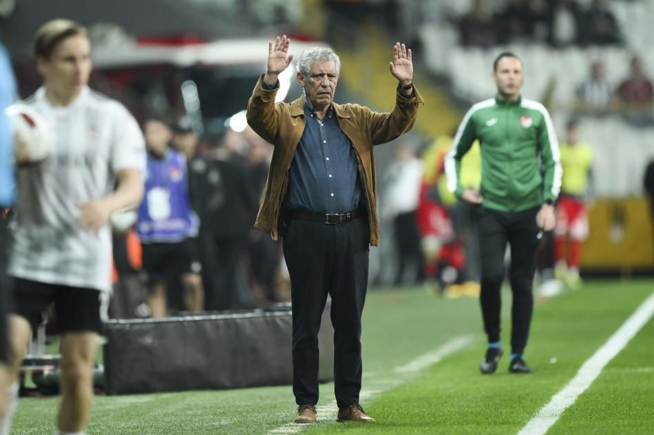 Hasan Arat Bayern Münih'i Almanya şampiyonu yapan hocayı getiriyor! Fernando Santos yerine gelecek teknik direktör belli oldu 5