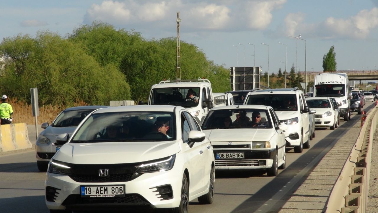 Osmangazi Köprüsü'nden yüz binlerce araç geçti! 7