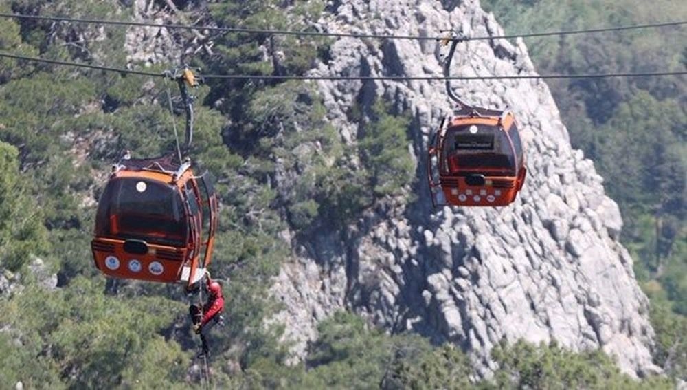 Teleferik sisteminin onarımı makara değişimi seçim ve bayram bahaneleriyle ötelenmiş 3