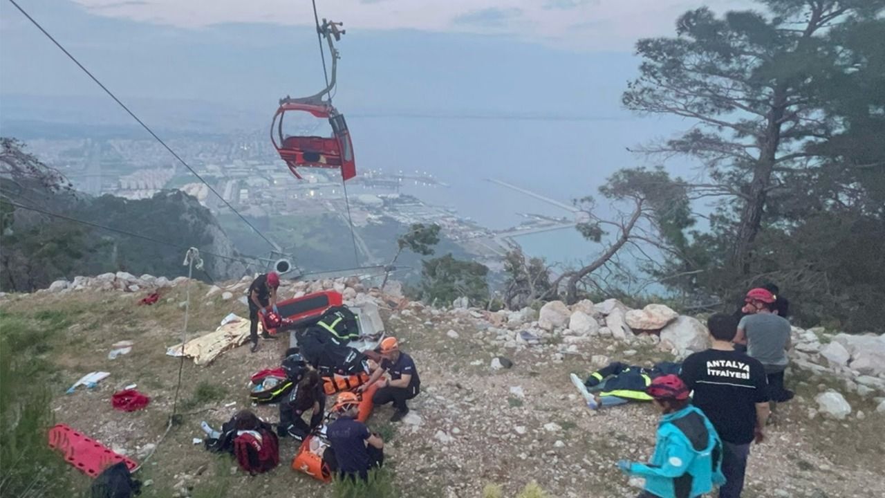 Teleferik sisteminin onarımı makara değişimi seçim ve bayram bahaneleriyle ötelenmiş 8