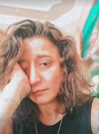 Metin Akpınar'ın kızı Duygu Nebioğlu, ''Ablamın babası da medya dünyasından ünlü biri'' demişti! Uğur Dündar'ın kızı olduğu iddia edilen kişi ortaya çıktı 5