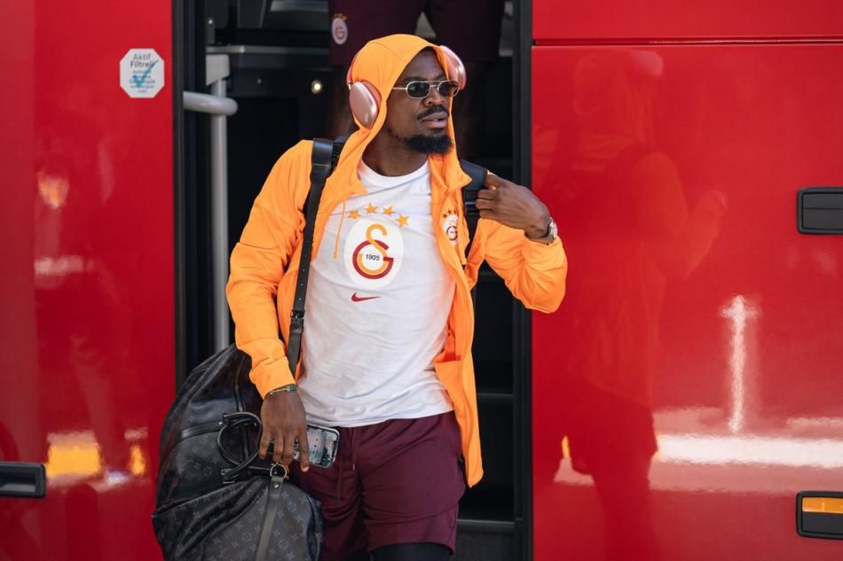 Ve Galatasaray yeni Sacha Boey'ini sonunda buldu! Taraftarlar 2 maçta hayran kalmış, transfer edilmesini istemişti: Yönetim harekete geçiyor! Bitti bu iş... 5