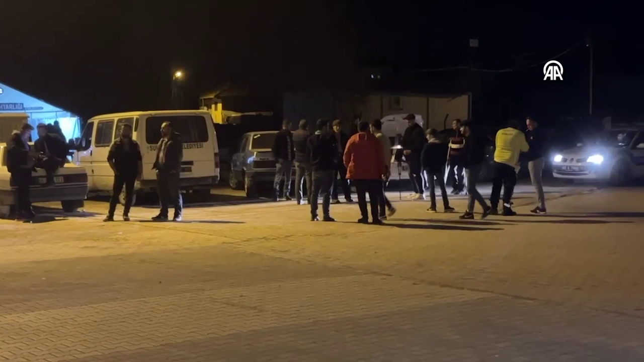 Sulusaray'da evlerine girmeyen vatandaşların bekleyişi sürüyor 4
