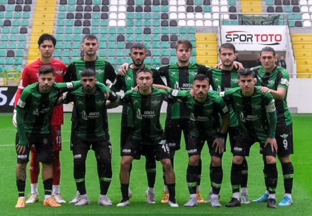 O eski hallerinden eser yok şimdi! Süper Lig'de fırtınalar estiren efsanevi kulüpler dibe çakıldı... 5