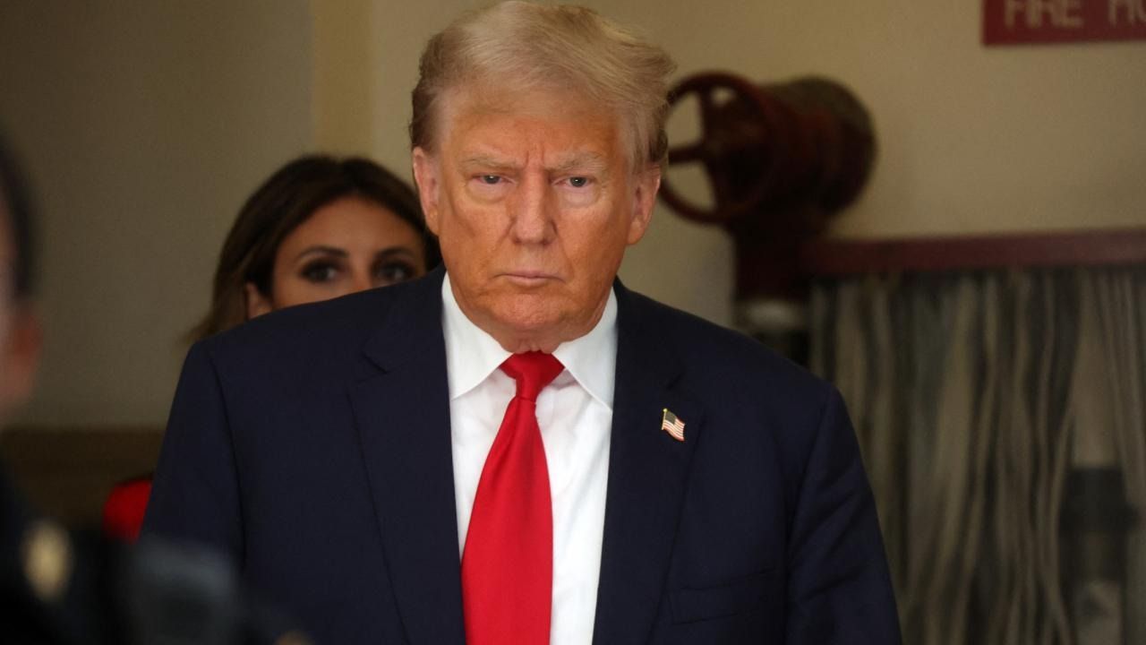 Donald Trump seçimlere hile karıştırmakla suçlandı! 'Basit bir sahtekarlıktı' 7