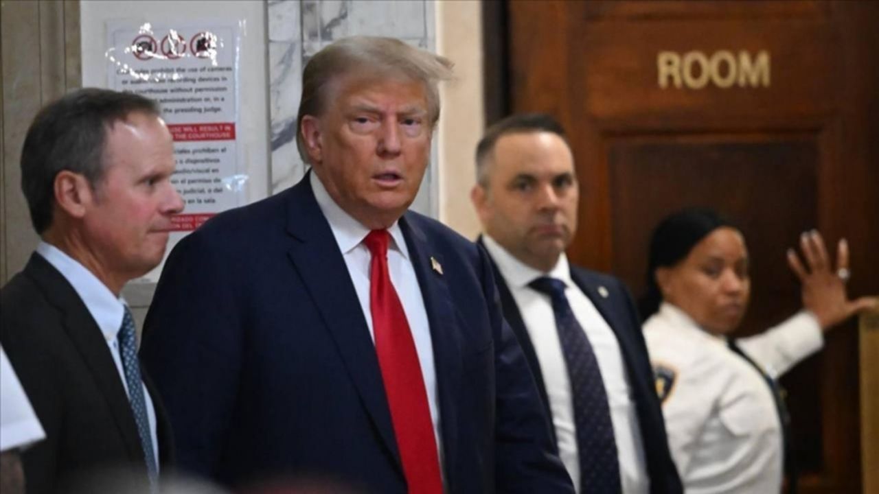 Donald Trump seçimlere hile karıştırmakla suçlandı! 'Basit bir sahtekarlıktı' 8
