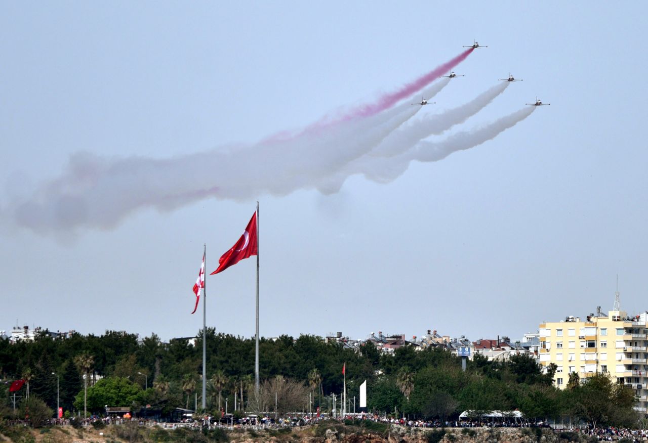 Türk Yıldızları'ndan nefes kesen gösteri 9