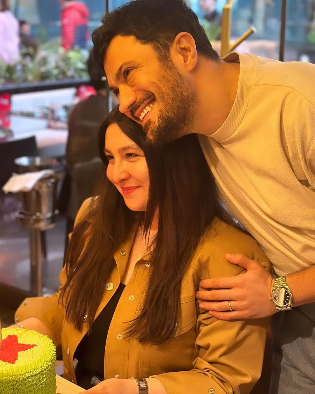 Doğum günü pastası hiç beğenilmeyen Yasemin Sakallıoğlu'ndan cevap geldi! 2