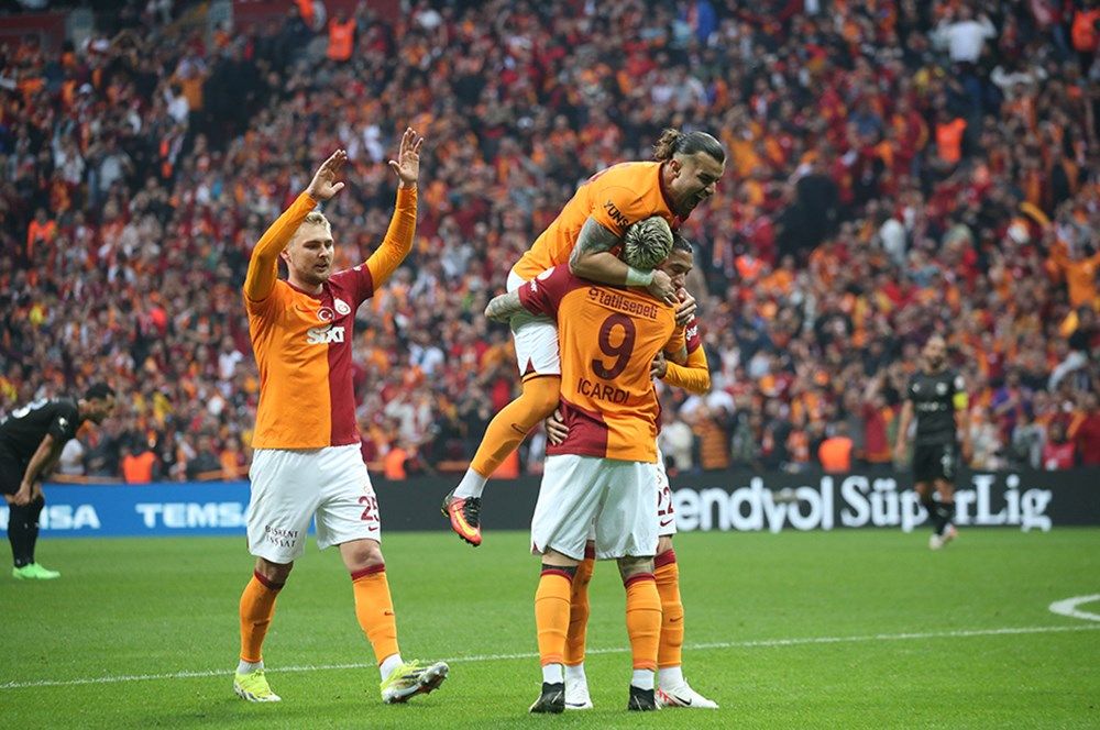 Galatasaray'da şampiyonluk yolunda hedef 3 rekor! Süper Lig tarihi yeniden yazılıyor 3