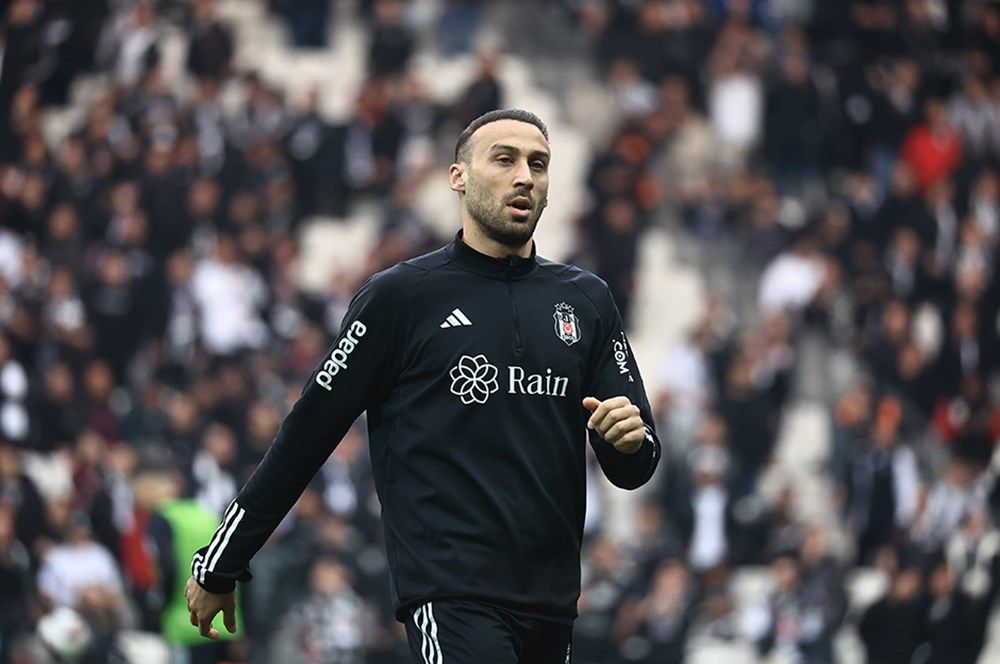 Beşiktaş'ta Başkan Hasan Arat'ın sabrı sonunda taştı! Kabus gibi geçen sezonun faturası iki yıldıza çıktı: Sezon sonu 2 isimle de yollar ayrılmasına karar verildi 4