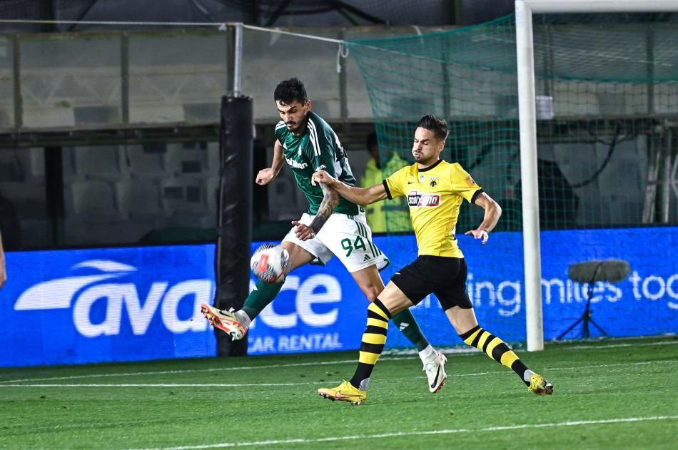 "Fatih Terim'in yeni baş ağrısı Samet Akaydin!" Yaptığı hatayla Panathinaikos'u yaktı, Yunan basınında manşetlere çıktı 4