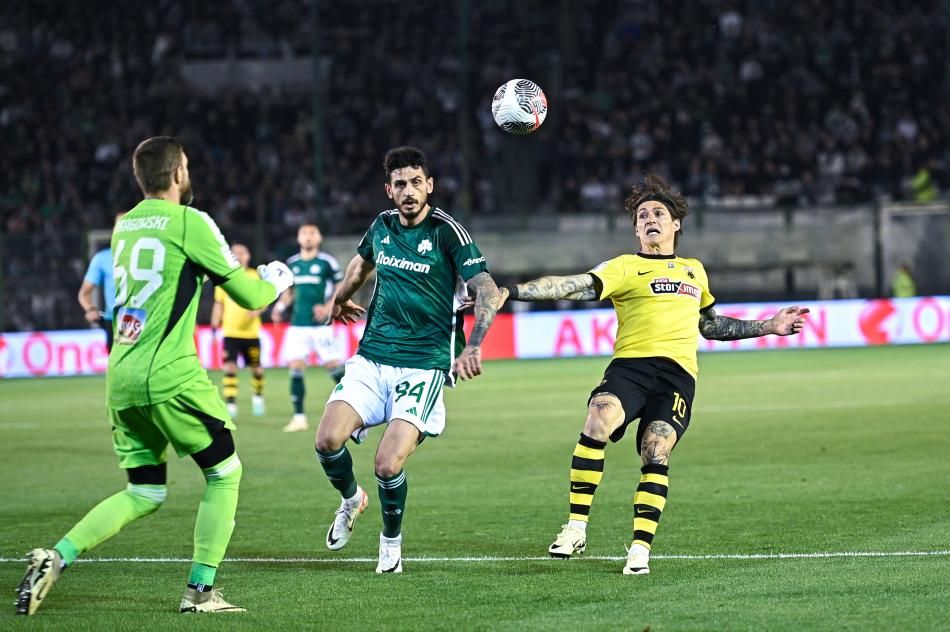 "Fatih Terim'in yeni baş ağrısı Samet Akaydin!" Yaptığı hatayla Panathinaikos'u yaktı, Yunan basınında manşetlere çıktı 2