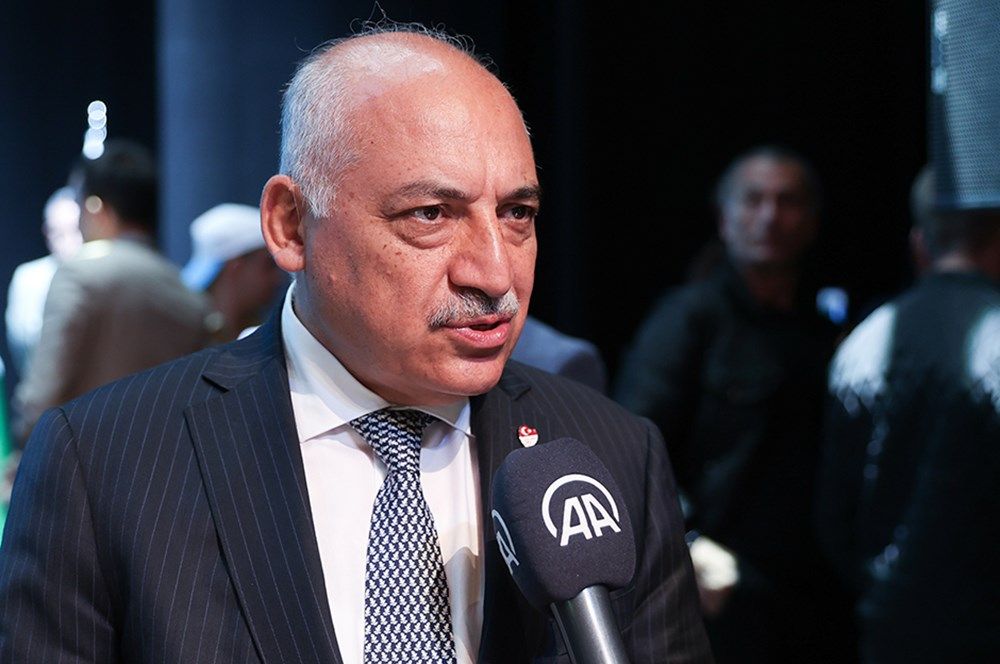 Mehmet Büyükekşi'den flaş Ali Koç açıklaması! İlk kez konuştu: "Spor Bakanımızın yanında U19 tehdidinde bulundu" 4