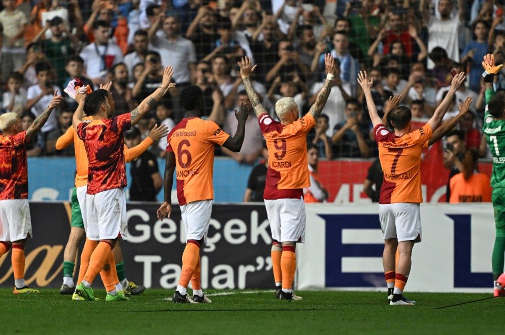 Cimbom şampiyonluk modunu açtı, ağızlar açık kaldı! İşte Nihat Kahveci'den çok konuşulacak Galatasaray iddiası... 11