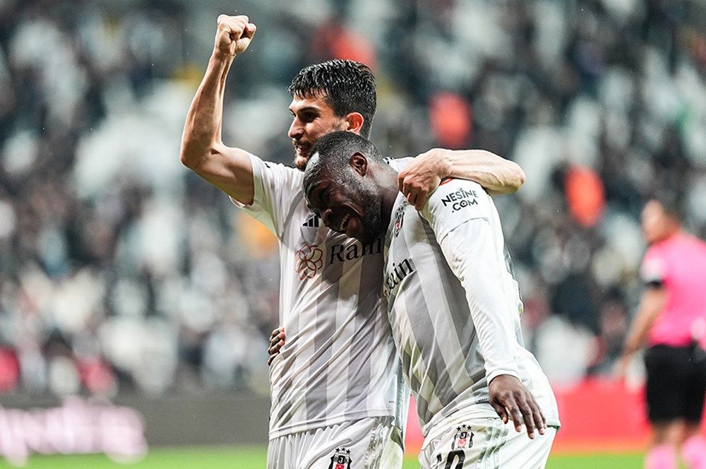 Galatasaray Süper Lig'i 102 puanla şampiyon tamamlayacak! Ünlü site ligin sonundaki puan durumunu açıkladı: İşte ilk 5 sıra ve küme düşecek takımlar 4