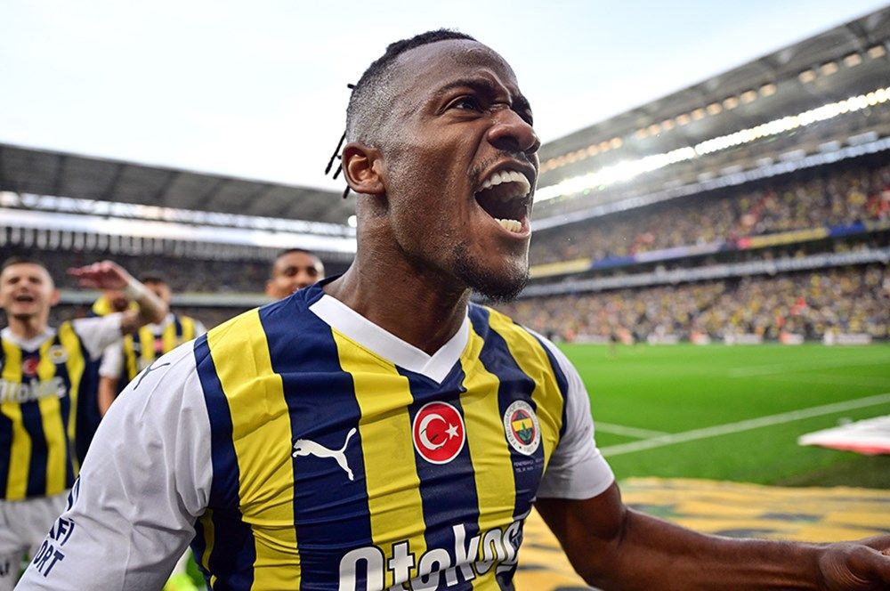 “İki senedir verdiği hemen her karar yanlış olan Beşiktaş’ın bu enkazı kaldırması da zaman alacak! 12+3 milyon Euro gibi astronomik bir paraya birçok üst klas futbolcu alınabilecekken Al Musrati’yi transfer ettiler!” 8