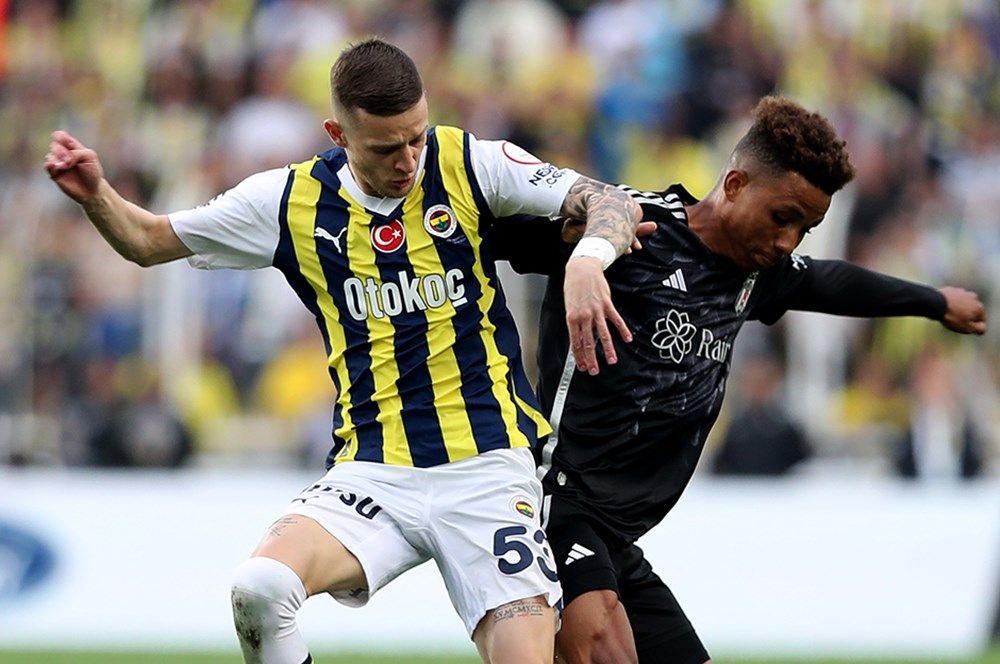 “İki senedir verdiği hemen her karar yanlış olan Beşiktaş’ın bu enkazı kaldırması da zaman alacak! 12+3 milyon Euro gibi astronomik bir paraya birçok üst klas futbolcu alınabilecekken Al Musrati’yi transfer ettiler!” 1