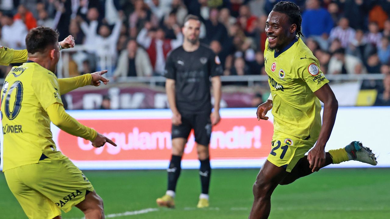 Fenerbahçe'de ilk ayrılık gerçekleşti! Bright Osayi Samuel Premier Lig'e gidiyor: Kasaya girecek para belli oldu! 500 bin euroya gelmişti... 2