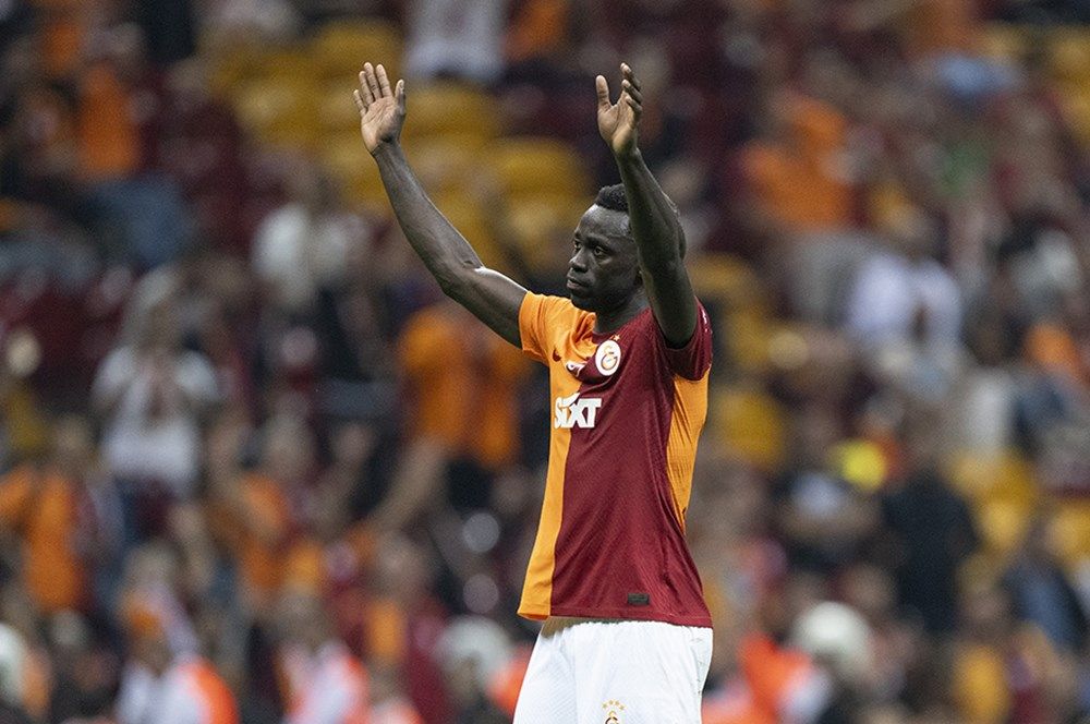 Galatasaray'ın kasasına tarihi bir bonservis bedeli girecek: 80 milyon euro! Bu başarı Okan Buruk'un: Bu yaz tarihte görülmemiş rekor gelir geliyor 7