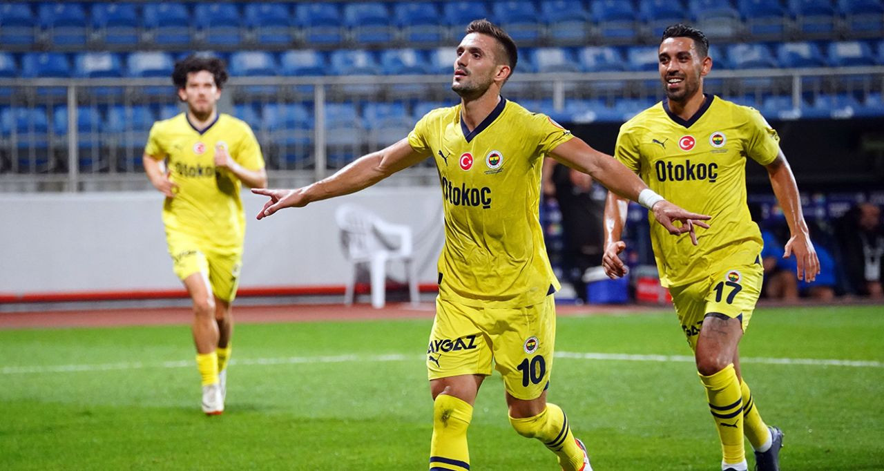 Sırplardan olay Fenerbahçe ve Dusan Tadic yorumu! 'Şampiyonluktan oldukça uzakta' 2