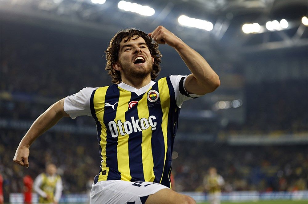 Ali Koç'tan bir rekor satış daha geliyor! Fenerbahçe'nin kasasına tam 40 milyon euro girecek: Vedat Muriqi'nin rekorunu kıracak transfer bombası 7