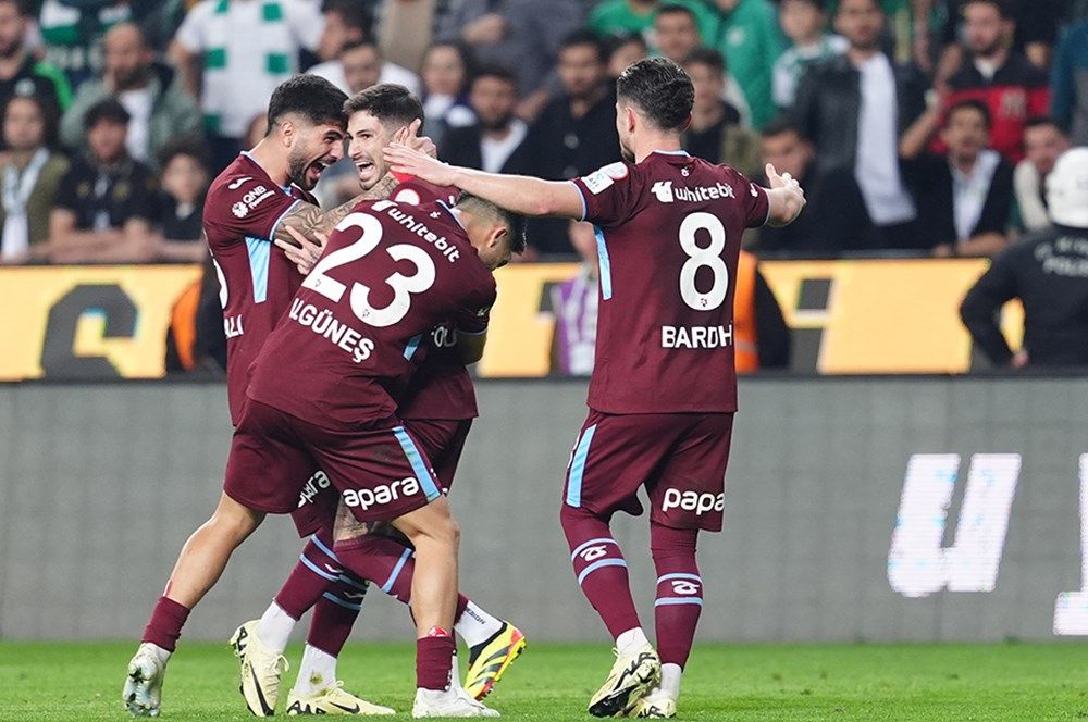 Fenerbahçe'den Galatasaray'a büyük fark! Dünyanın en iyi takımları açıklandı: İşte Türk takımlarının sıralamadaki yeri 18