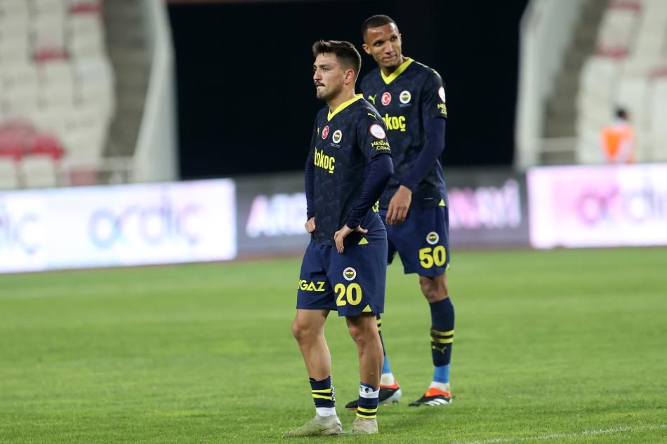 Ali Koç'un en büyük hayal kırıklığı takıma veda ediyor! Fenerbahçe tarihinin en pahalı transferinin hikayesi sadece 1 sezon sürdü: İtalyanlar transferi duyurdu 2