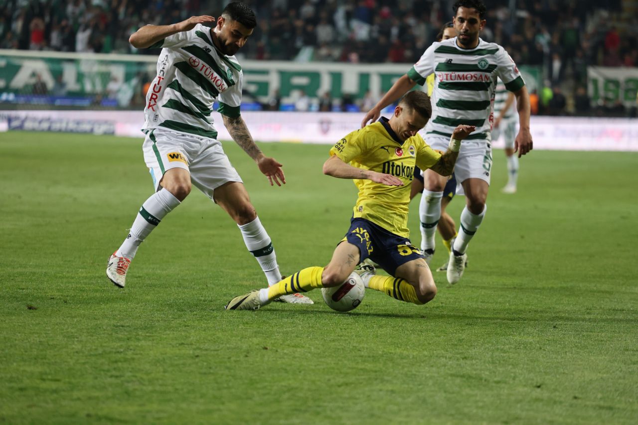 Serhat Akın'dan gündemi sarsan Ali Koç ve İsmail Kartal iddiası: Galatasaray'ya yenileceklerini bildiği için çıkmadılar o maça! Korktular ya o maçtan… 1