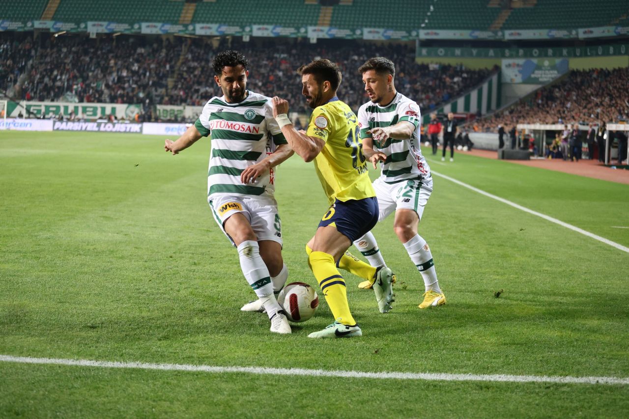 Serhat Akın'dan gündemi sarsan Ali Koç ve İsmail Kartal iddiası: Galatasaray'ya yenileceklerini bildiği için çıkmadılar o maça! Korktular ya o maçtan… 2