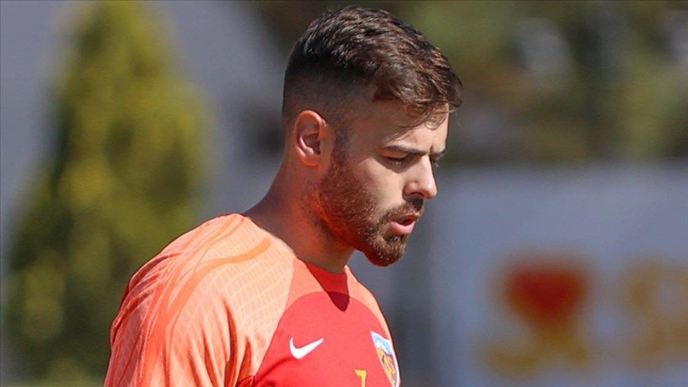 Dries Mertens, Michy Batshuayi ve Cenk Tosun da bu listede! İşte Süper Lig'de sezon sonu serbest kalacak yıldız oyuncular: Bu futbolcular bedava... 19