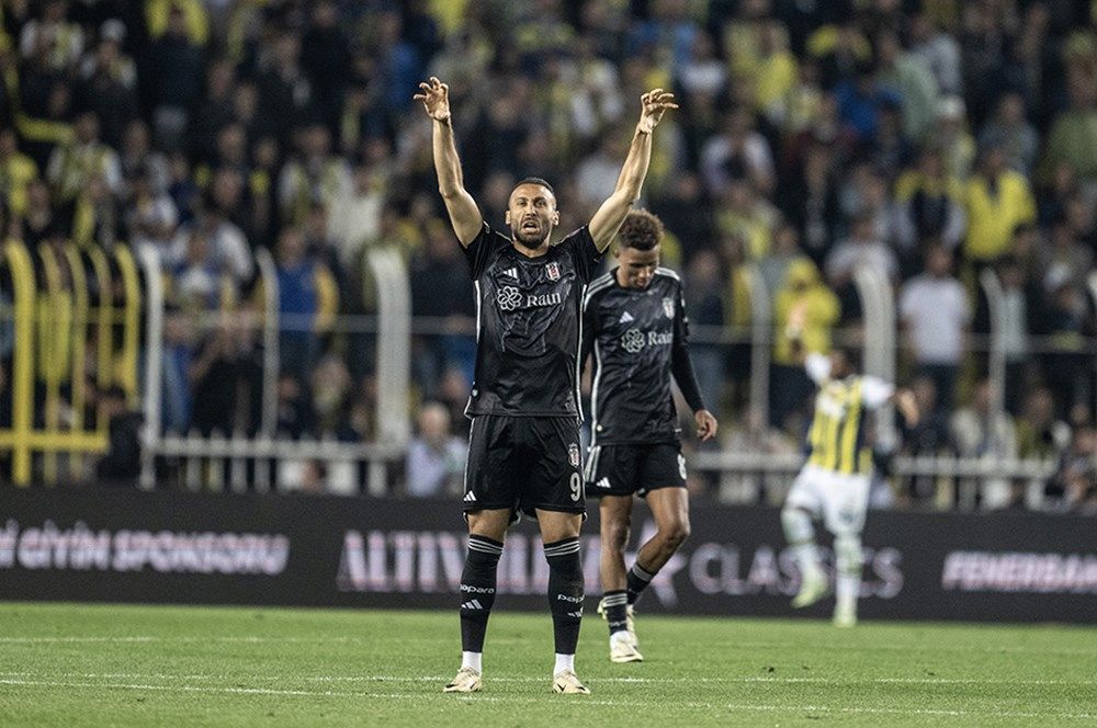 Dries Mertens, Michy Batshuayi ve Cenk Tosun da bu listede! İşte Süper Lig'de sezon sonu serbest kalacak yıldız oyuncular: Bu futbolcular bedava... 18