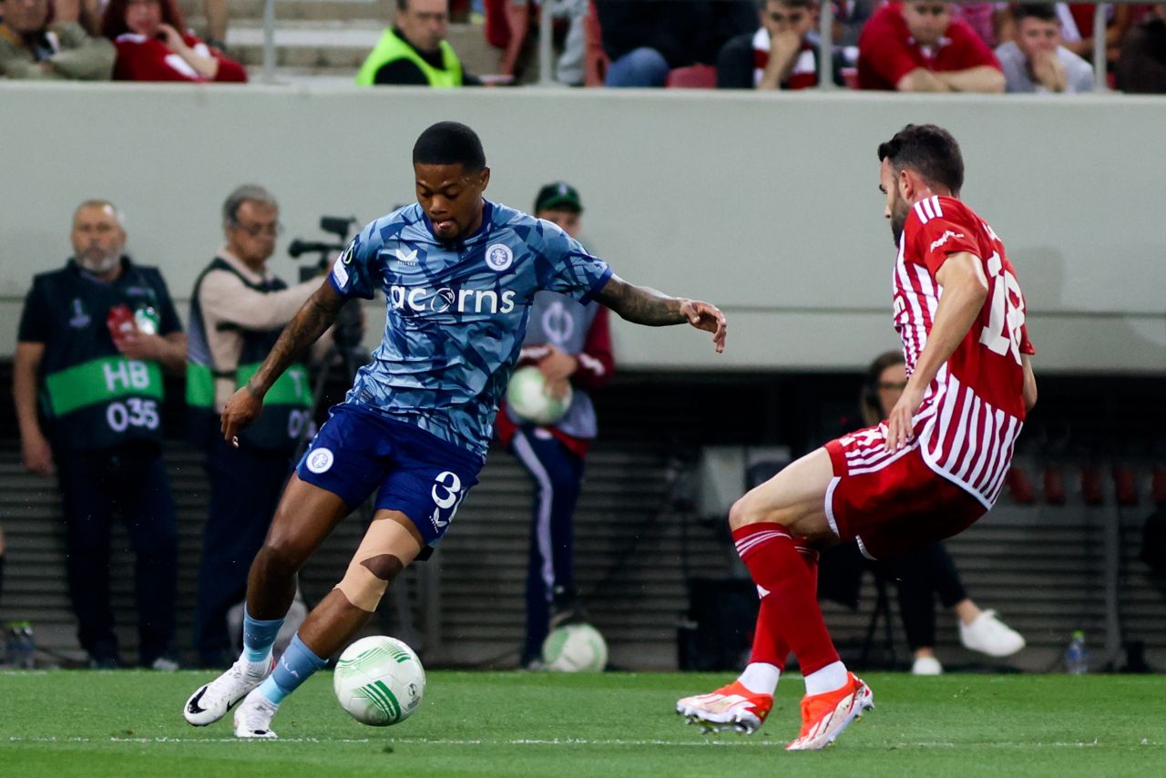 UEFA Konferans Ligi'nde Olympiakos finalde! Olympiakos: 2 - Aston Villa: 0 1