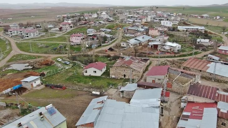 Sivas'ta satılık kilise... Fiyatı dudak uçuklatıyor! Ünlü sanatçılar da talip... 5