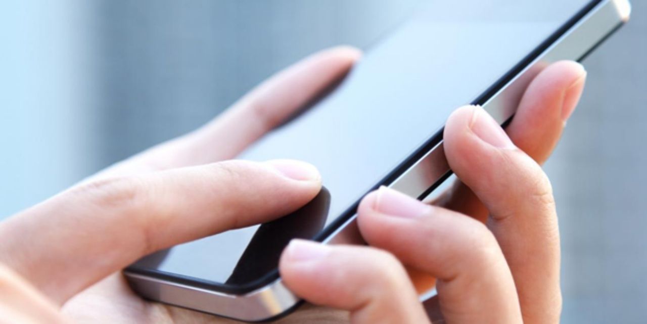 Yurt dışından telefon getirenler dikkat! İkinci telefona yasak geldi 3