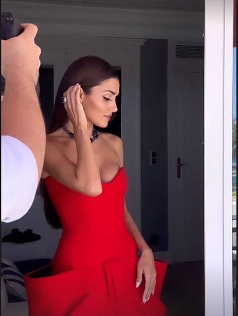 Demet Akalın'dan Cannes Film Festivali'nde boy gösteren Hande Erçel'i kızdıracak yorum 2