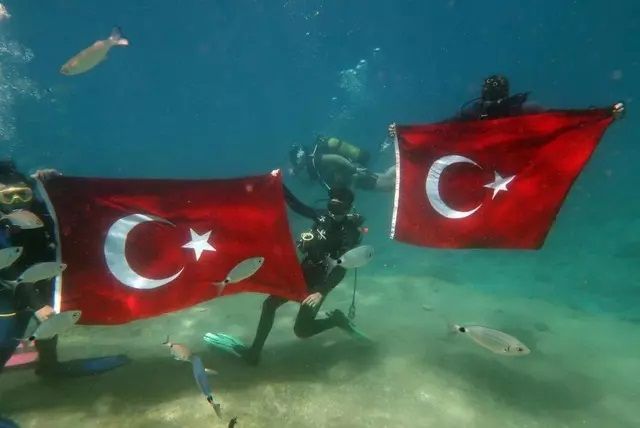 Yurdun dört bir yanında 19 Mayıs coşkusu! 1919 metrelik bayrak açıldı, konserler verildi 12