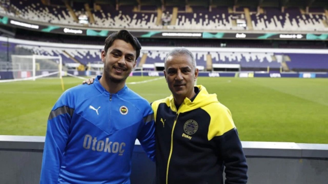 İsmail Kartal'ın oğlu Emre Kartal'dan Galatasaraylı idareciye tekme yumruk saldırı! Herkesi şok eden görüntüler sosyal medyada olay yarattı: Bu kadarına da pes... 1