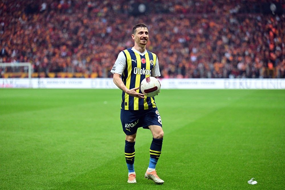 Dev Derbi Avrupa basınında geniş yer buldu: Fenerbahçe, Galatasaray'ın partisini mahvetti! 1