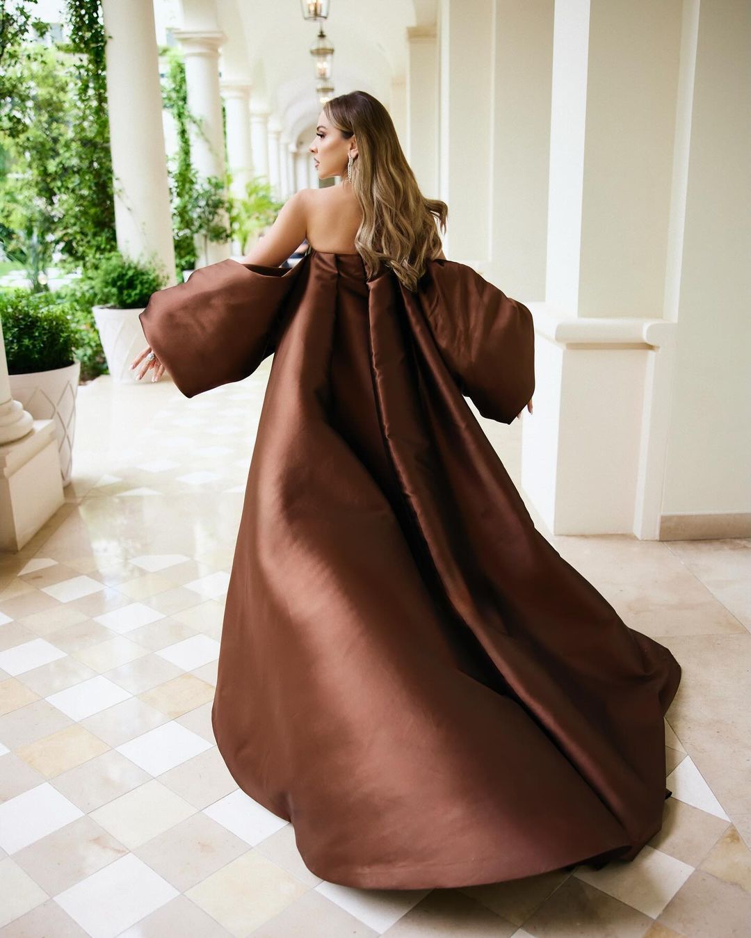 Hadise, Cannes Film Festivali'ne tarzıyla damga vurdu 5