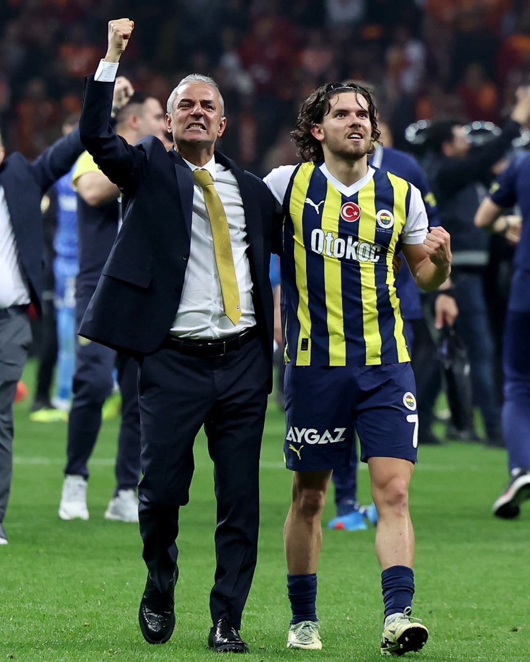 Galatasaray derbisinden zaferle dönen İsmail Kartal, göze girdi! Şampiyon olursa... 3