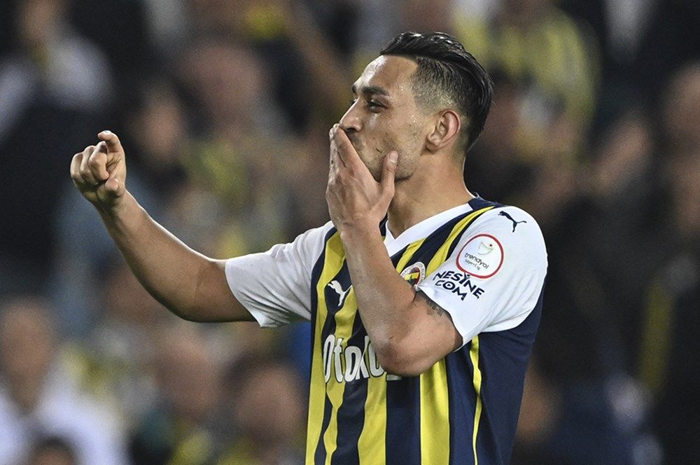 Süper Lig'de sezonun en iyi 20 oyuncusu açıklandı! Galatasaray Fenerbahçe'ye fark attı: İşte ligin en iyi futbolcuları 10