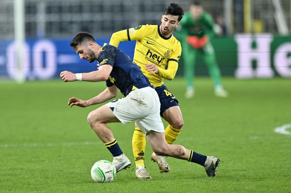 Süper Lig'de sezonun en iyi 20 oyuncusu açıklandı! Galatasaray Fenerbahçe'ye fark attı: İşte ligin en iyi futbolcuları 19