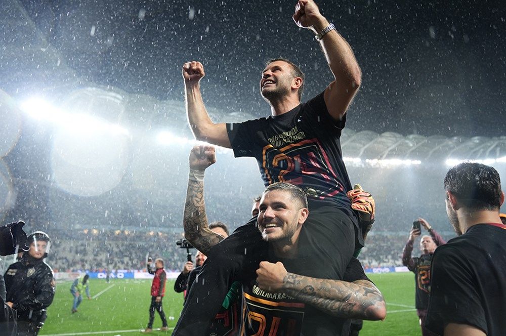 Okan Buruk Galatasaray'ın kasasını doldurmaya devam ediyor! İki yılda inanılmaz gelir 3