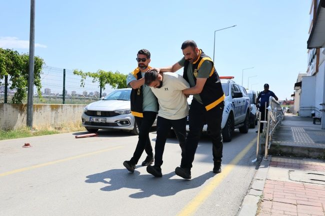 Kırmızı bültenle aranıyordu... 'Kürt Tilkisi' annesini öldürünce Türkiye'ye gelen İsmail Abdo yakalandı! 5