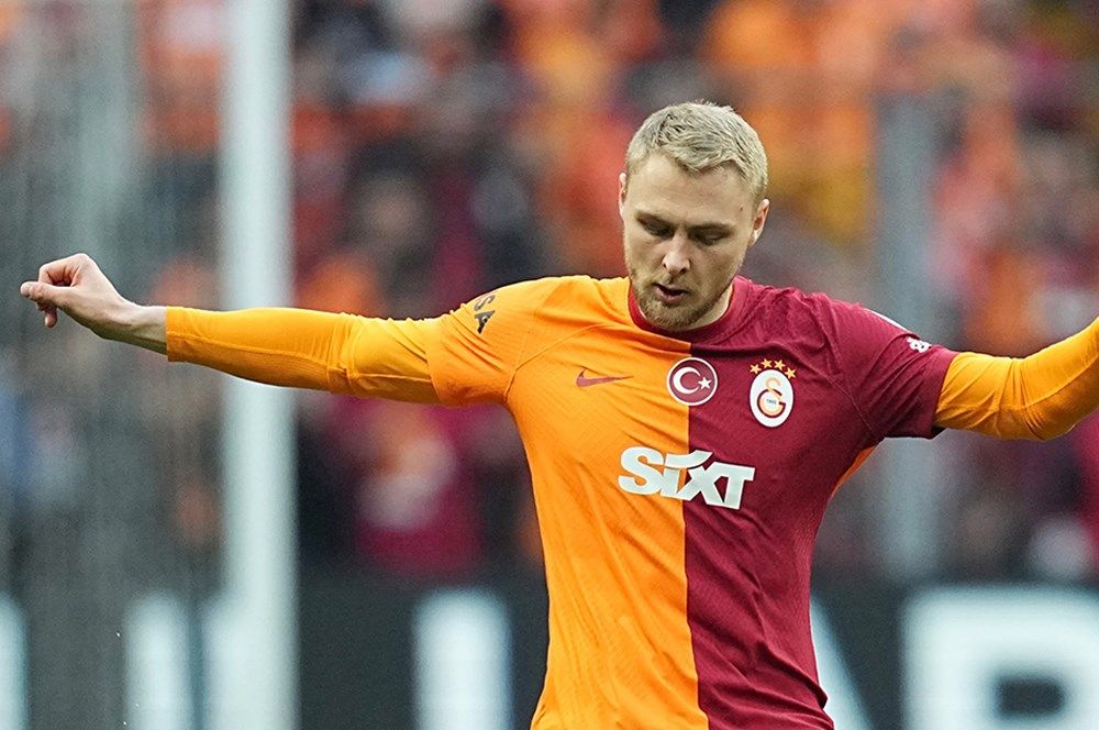 Süper Lig'de sezonun en iyi 11'i belli oldu! Galatasaray'dan Fenerbahçe'ye büyük fark: Cimbom listeye ambargo koydu, Fenerbahçeliler çıldırdı... 4