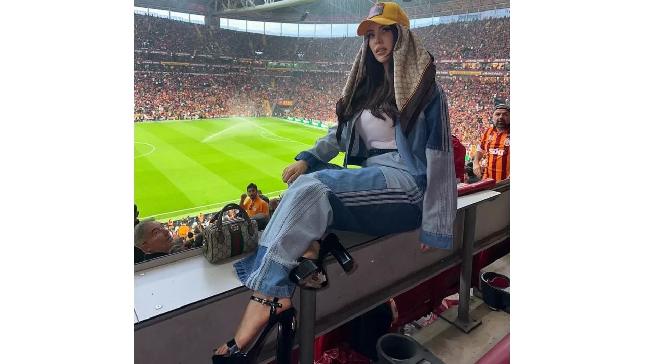Eşi Icardi ile kutlamalara katılan Wanda Nara'dan olay kutlama pozları geldi! İşte o kareler... 4