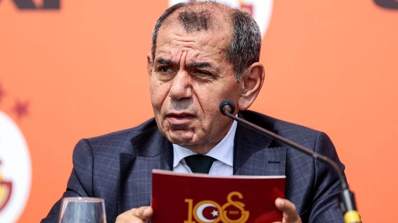 Dursun Özbek çıldırdı! Galatasaray taraftarına şampiyonluk hediyesi olarak 3 yıldız verilecek: Şampiyonlar Ligi’ni sallayacak transfer bombaları art arda patlatılacak… 2