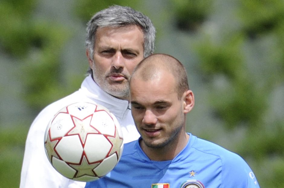 Wesley Sneijder'den, Jose Mourinho'ya telefon: Onunla konuştum, Fenerbahçe'ye... 1